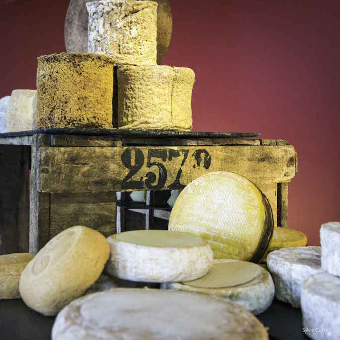 Buffet fromages fromagerie l'épicurium La Rochelle (15)